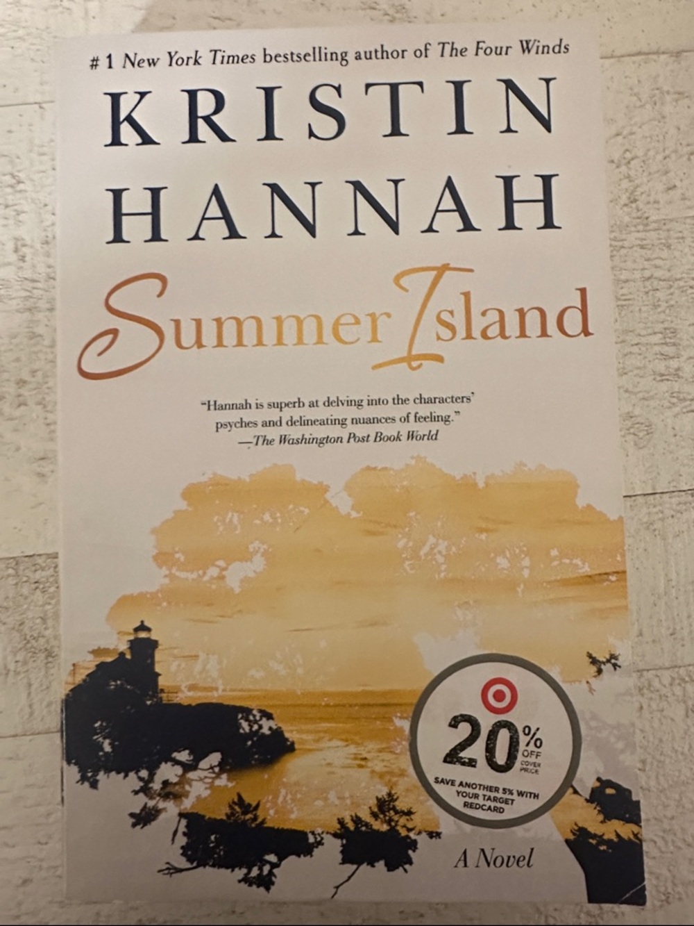 Summer Island - Novel